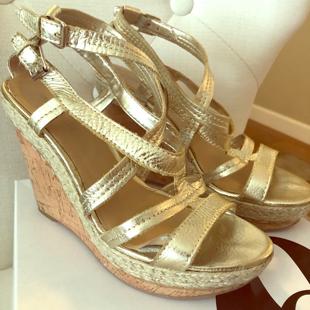 Nine West Namiah Wedge Sandal Size 8.5